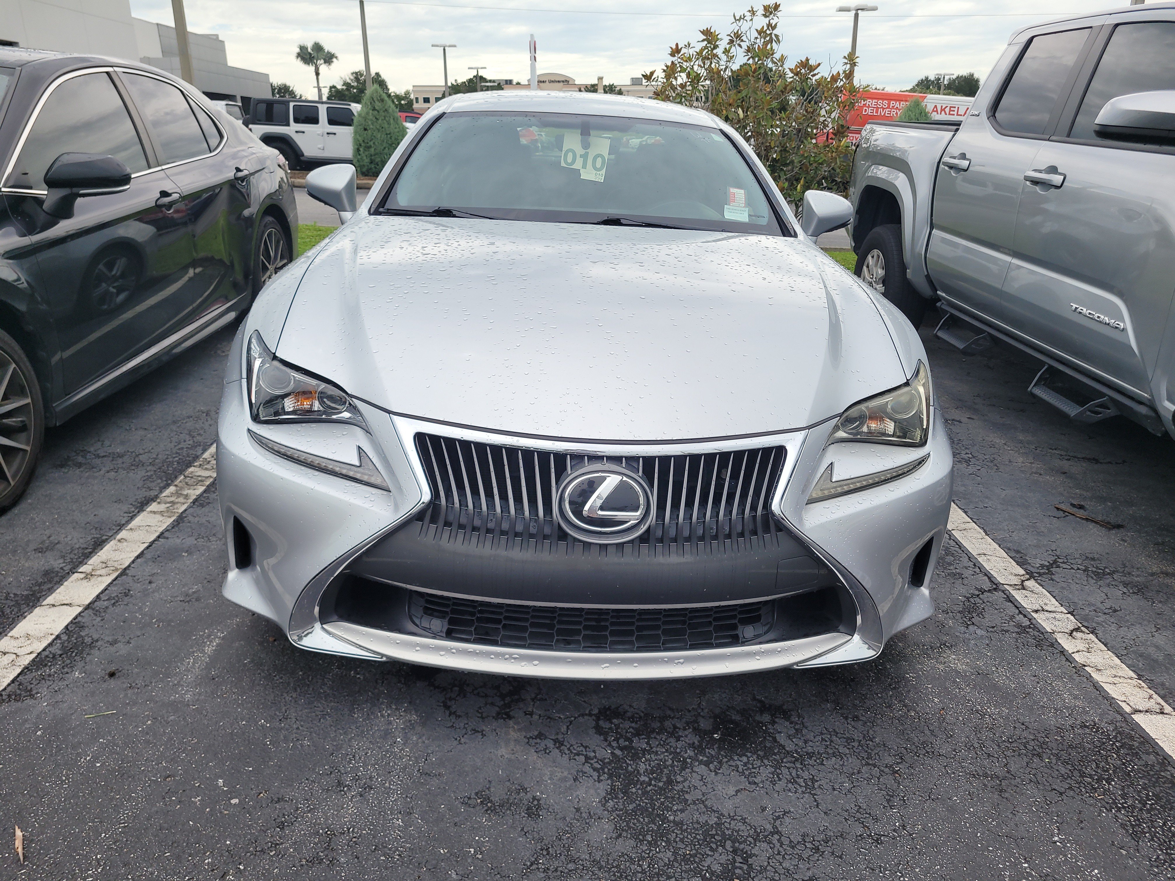Used 2016 Lexus RC 200t w/ Accessory Package 2 RWD image 2