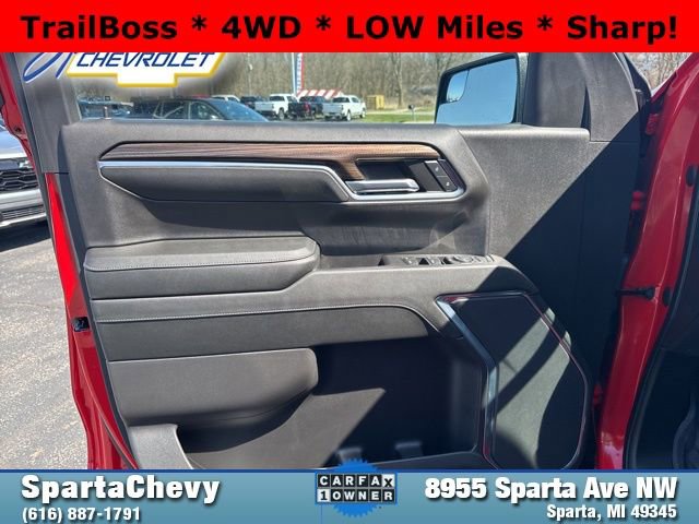 Used 2024 Chevrolet Silverado 1500 LT Trail Boss w/ Protection Package image 9