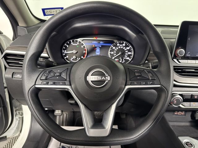 Used 2025 Nissan Altima 2.5 SV image 26