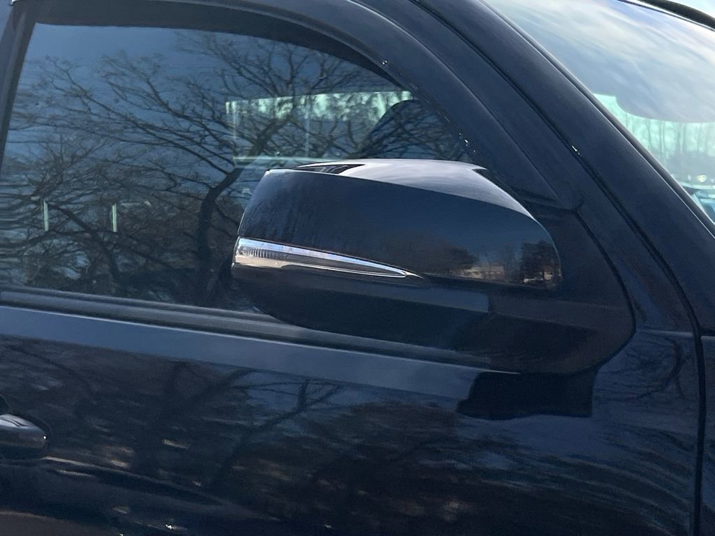 Used 2016 Toyota Tacoma TRD Sport image 8