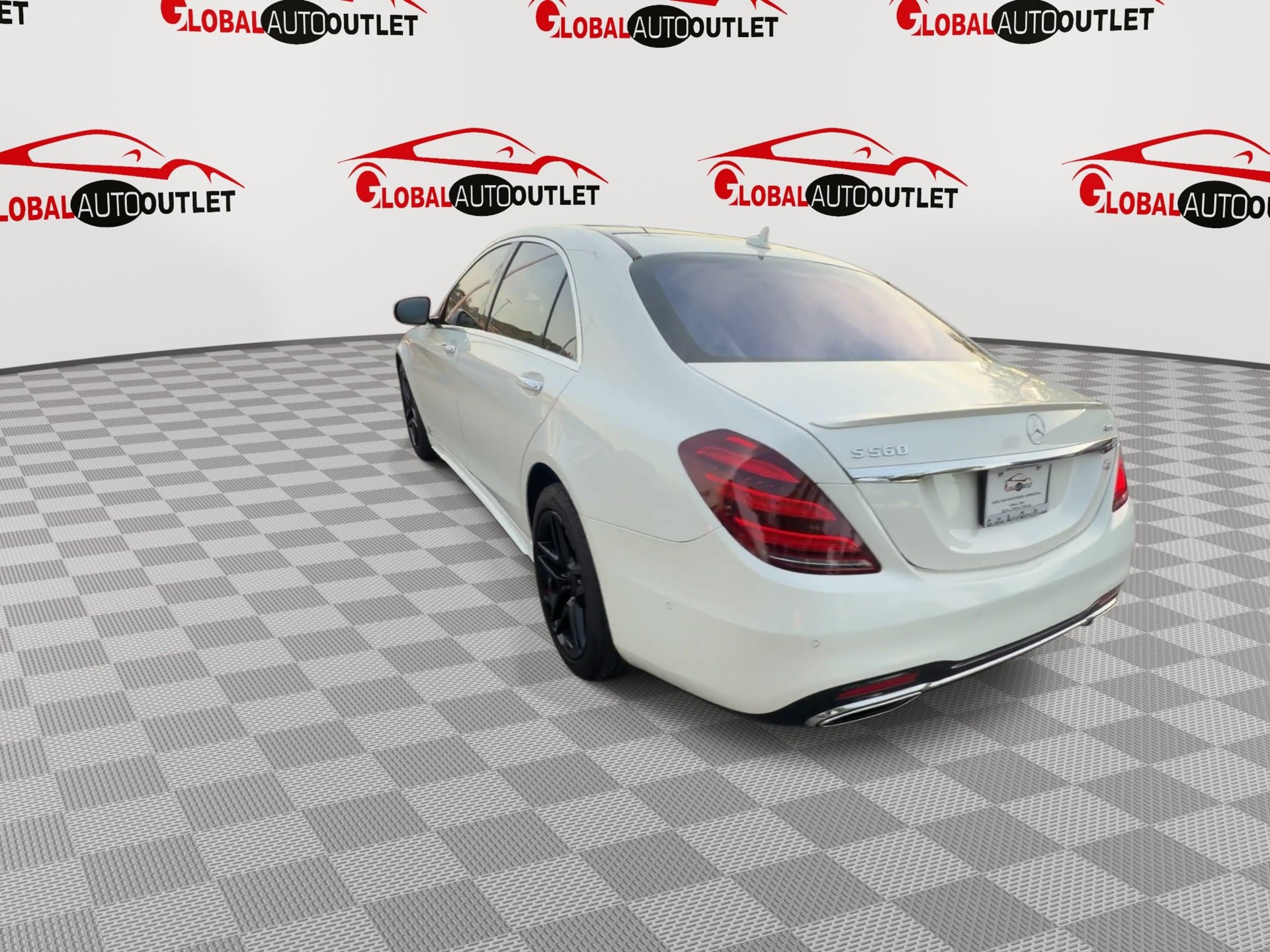 Used 2019 Mercedes-Benz S 560 4MATIC Sedan image 6