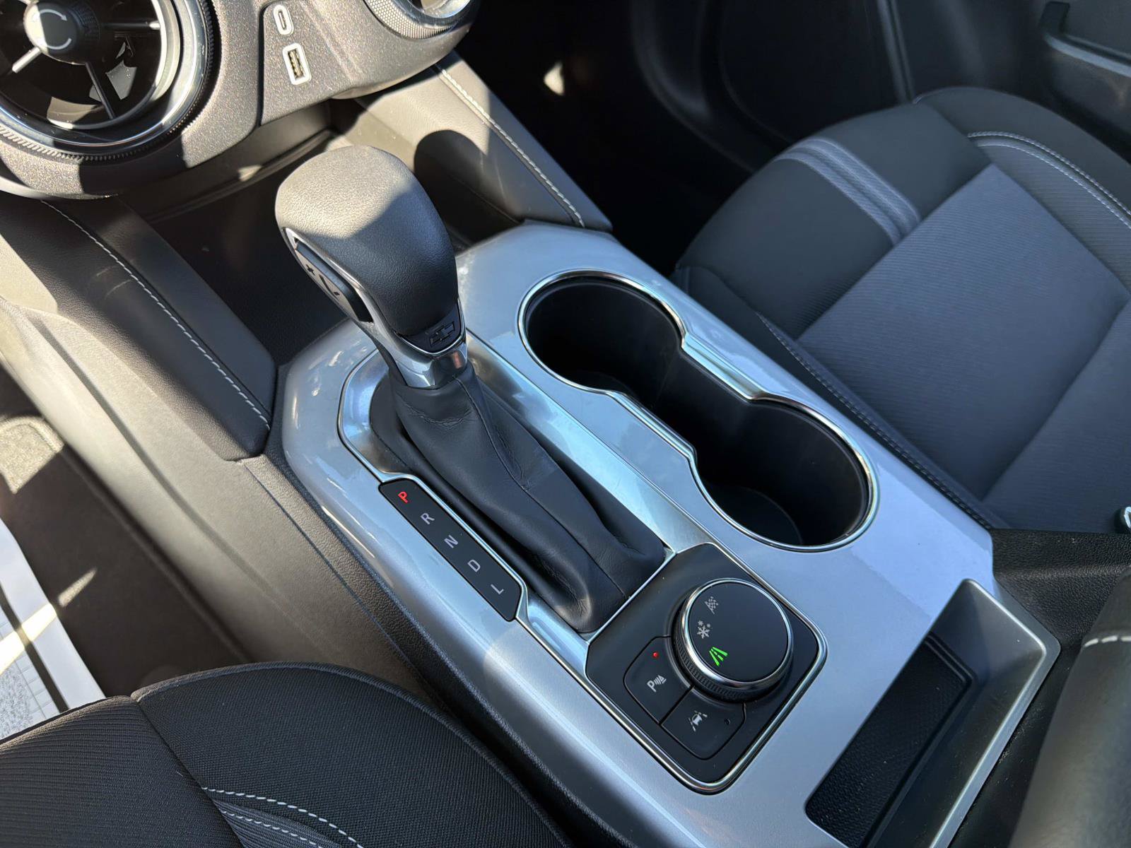Used 2025 Chevrolet Blazer LT w/ Driver Confidence Package FWD image 38
