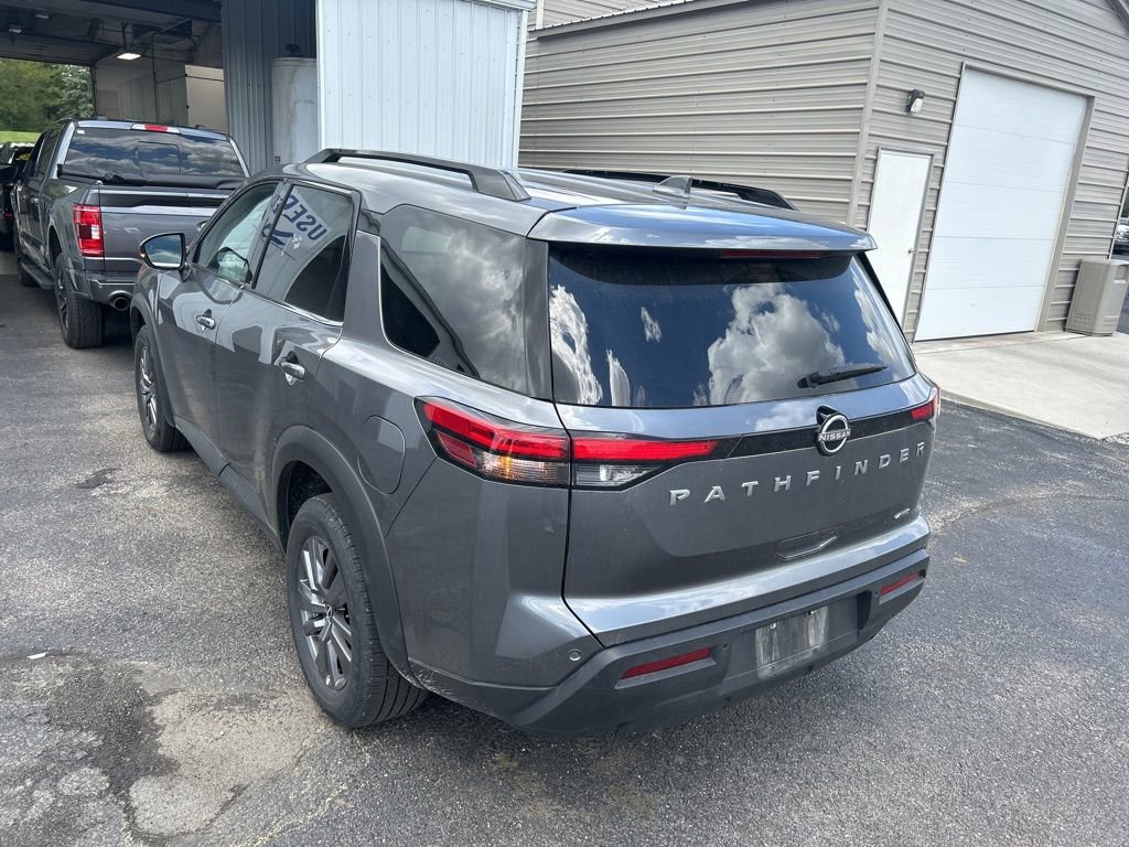Used 2025 Nissan Pathfinder SV AWD/4WD image 5