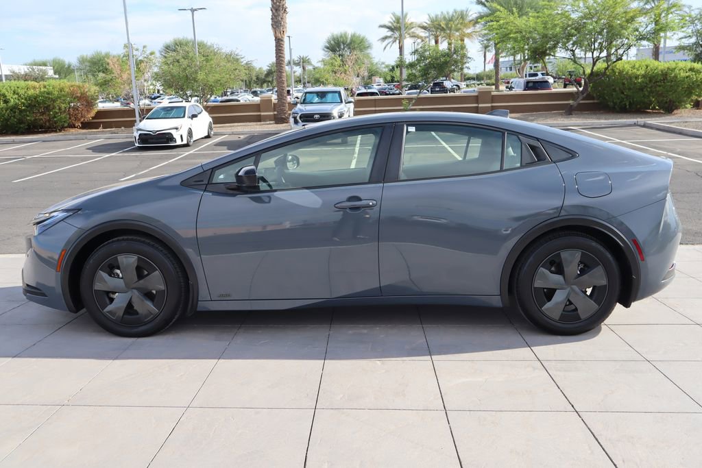Certified 2025 Toyota Prius LE image 8