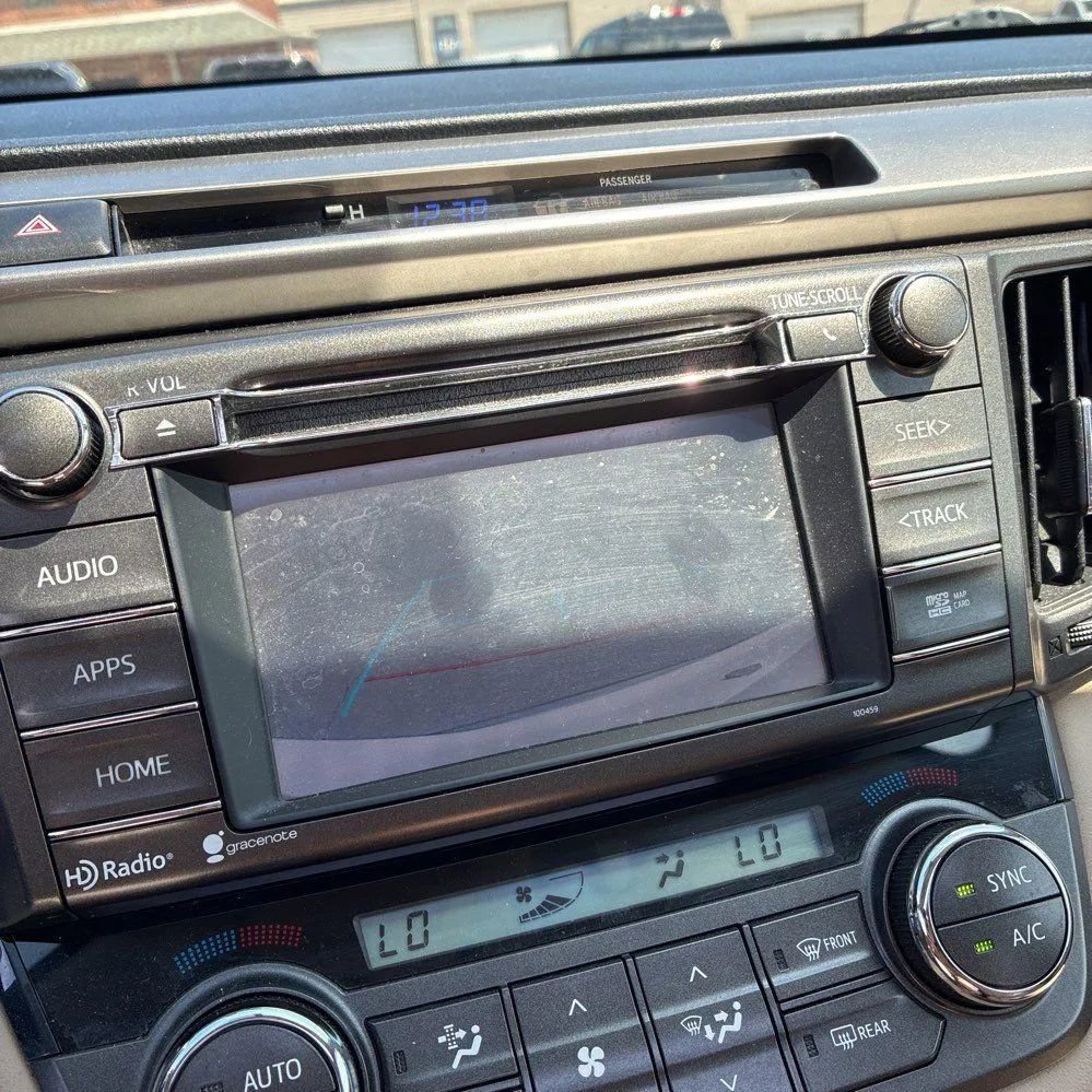 Used 2014 Toyota RAV4 XLE AWD/4WD image 23