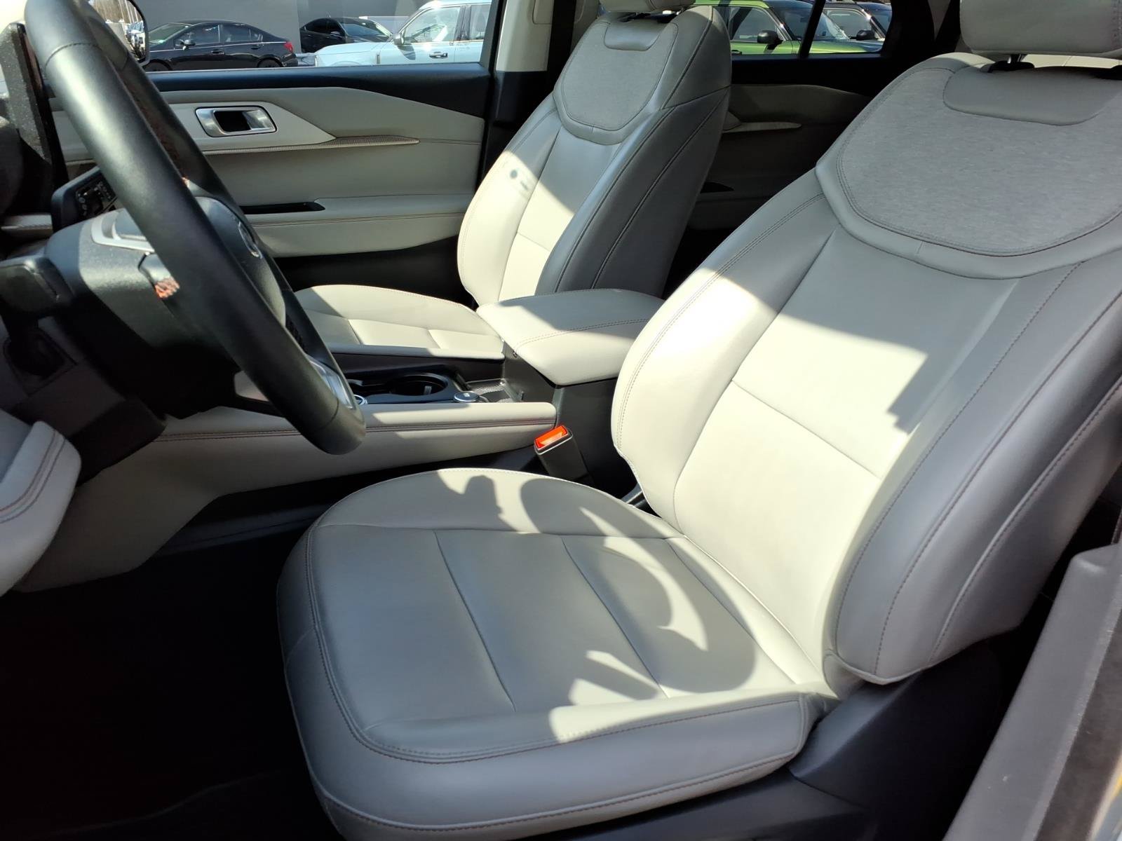 Certified 2025 Ford Explorer Active w/ Active Comfort Package AWD/4WD image 20