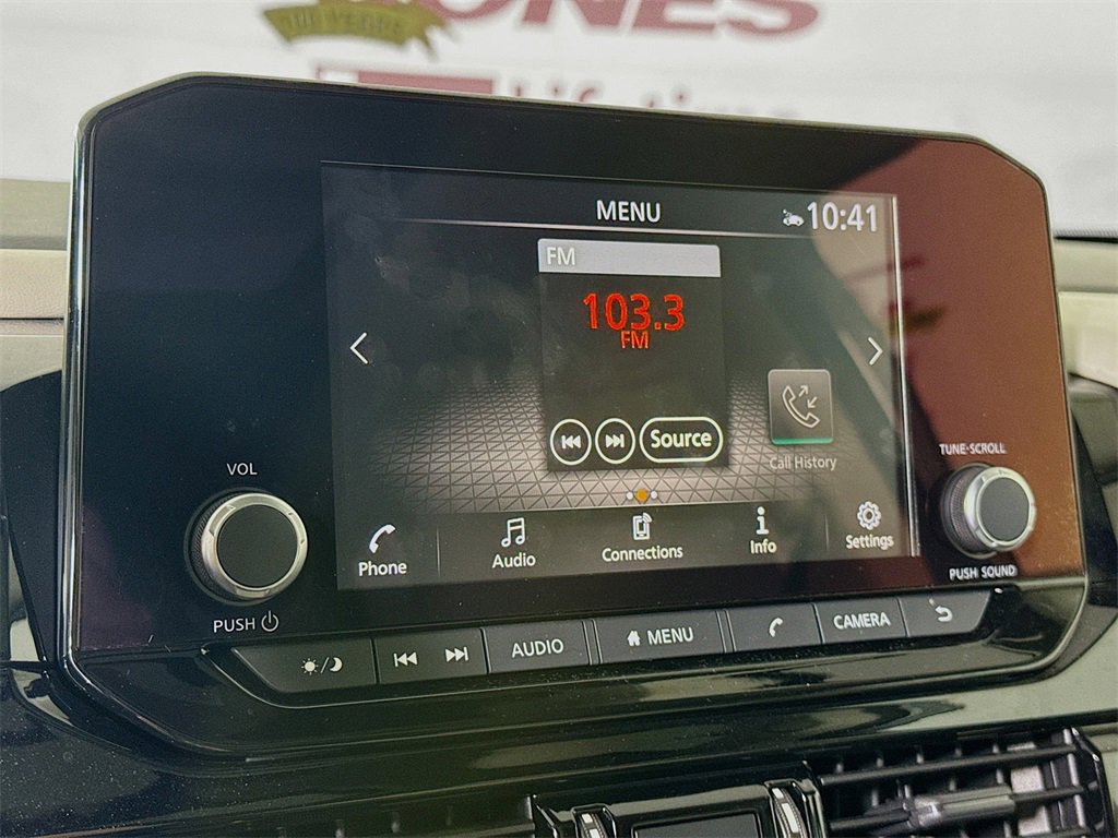 Certified 2022 Nissan Pathfinder SV w/ SV Premium Package image 7