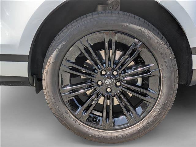 Certified 2024 Land Rover Range Rover Evoque S AWD/4WD image 25