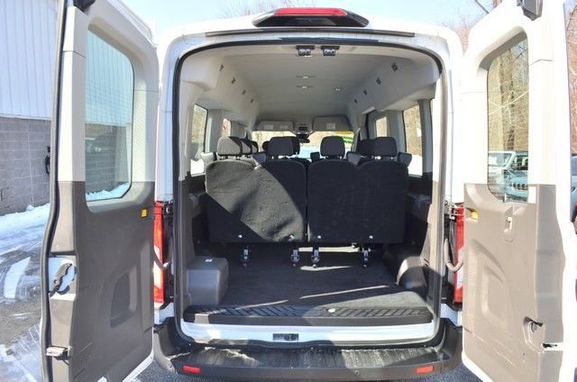 Used 2022 Ford Transit 350 XLT image 32