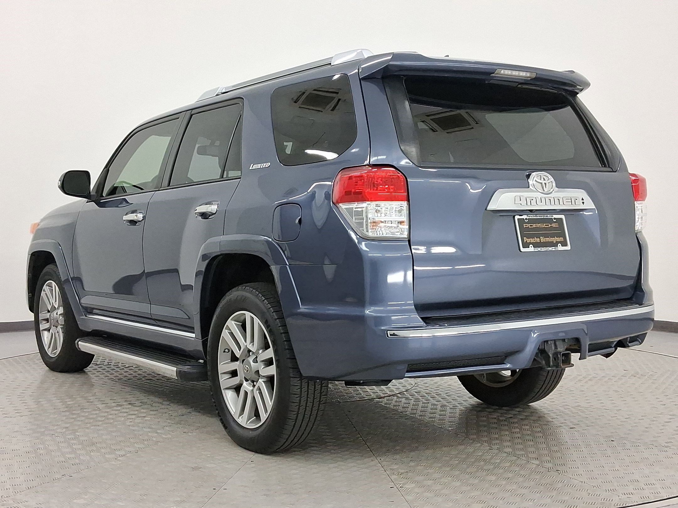 Used 2013 Toyota 4Runner Limited image 3
