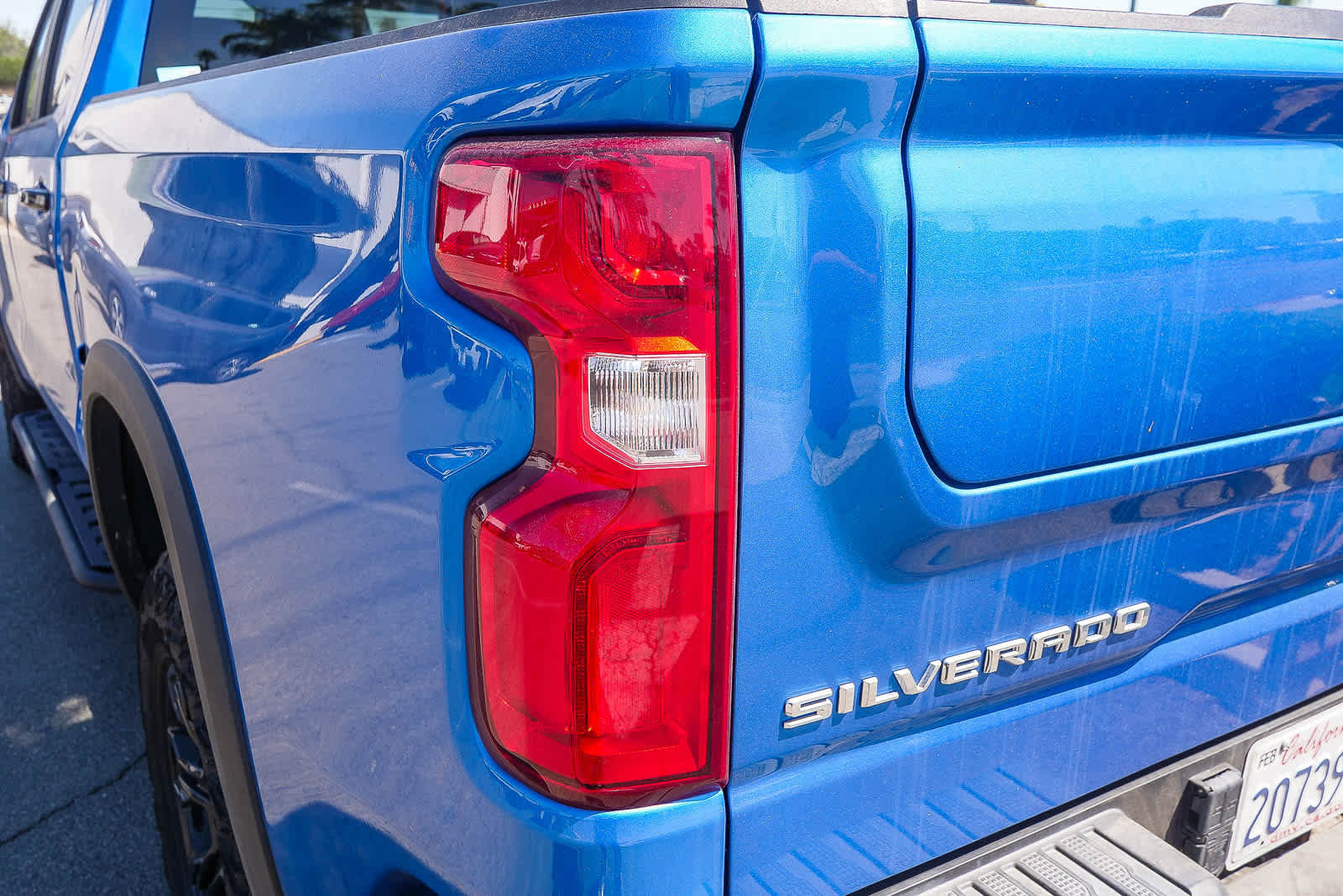 Used 2024 Chevrolet Silverado 1500 ZR2 w/ Technology Package AWD/4WD image 18