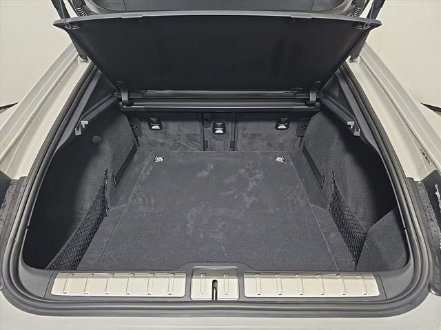 New 2026 Porsche Panamera 4 image 13