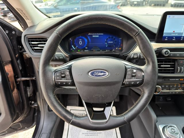 Used 2022 Ford Escape Titanium w/ Titanium Elite Package AWD/4WD image 42
