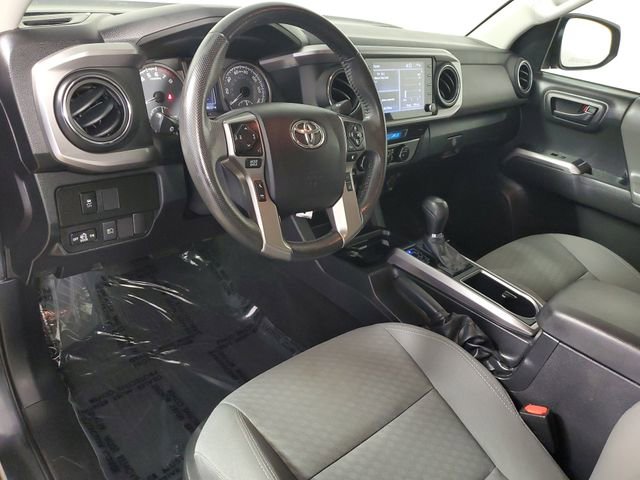 Used 2022 Toyota Tacoma SR5 w/ Technology Package image 18
