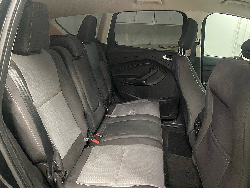 Used 2018 Ford Escape SE image 13