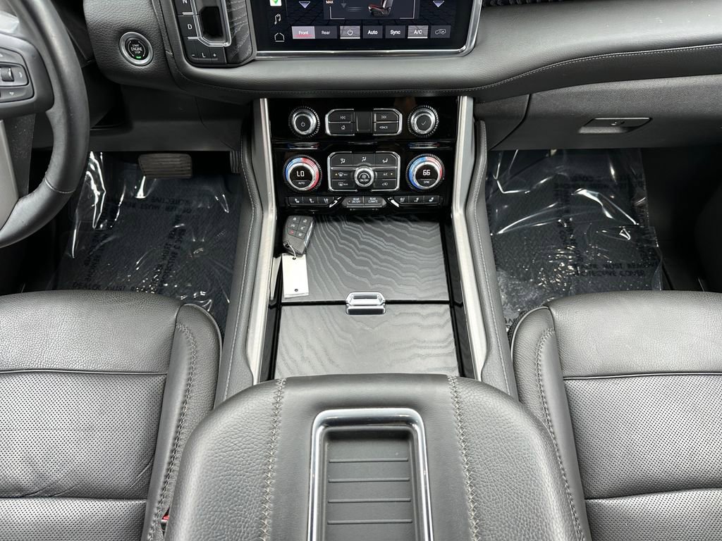 Used 2022 GMC Yukon Denali AWD/4WD image 11