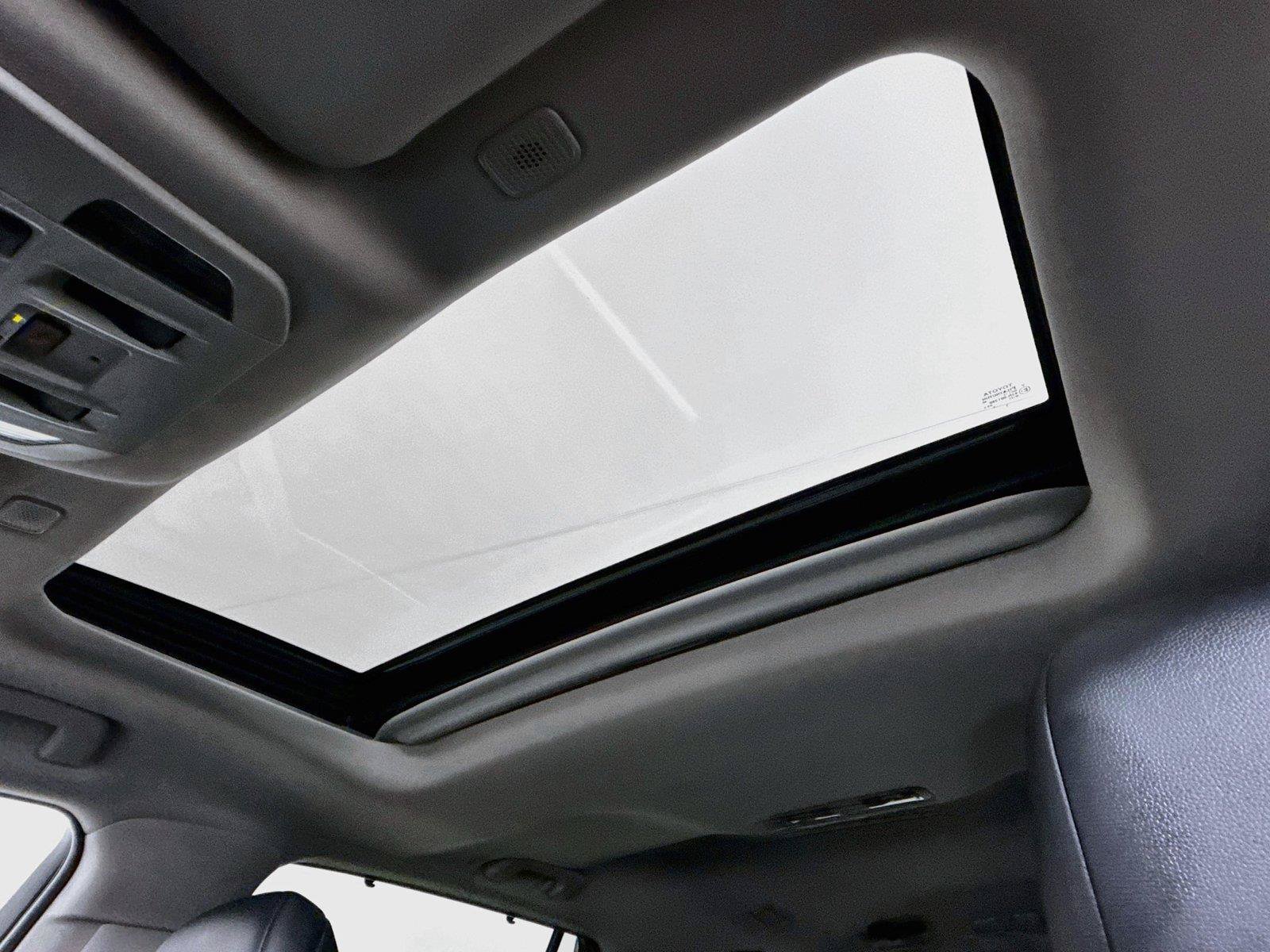 Certified 2026 Toyota Highlander XLE AWD/4WD image 6