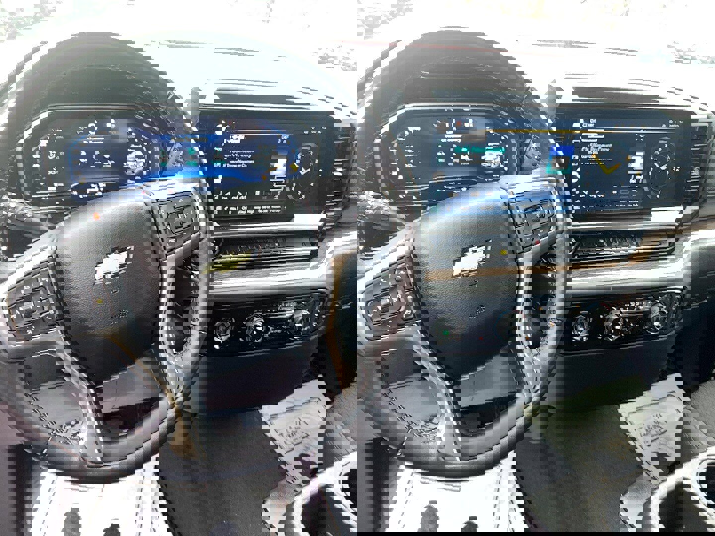 Used 2022 Chevrolet Silverado 1500 LT image 15