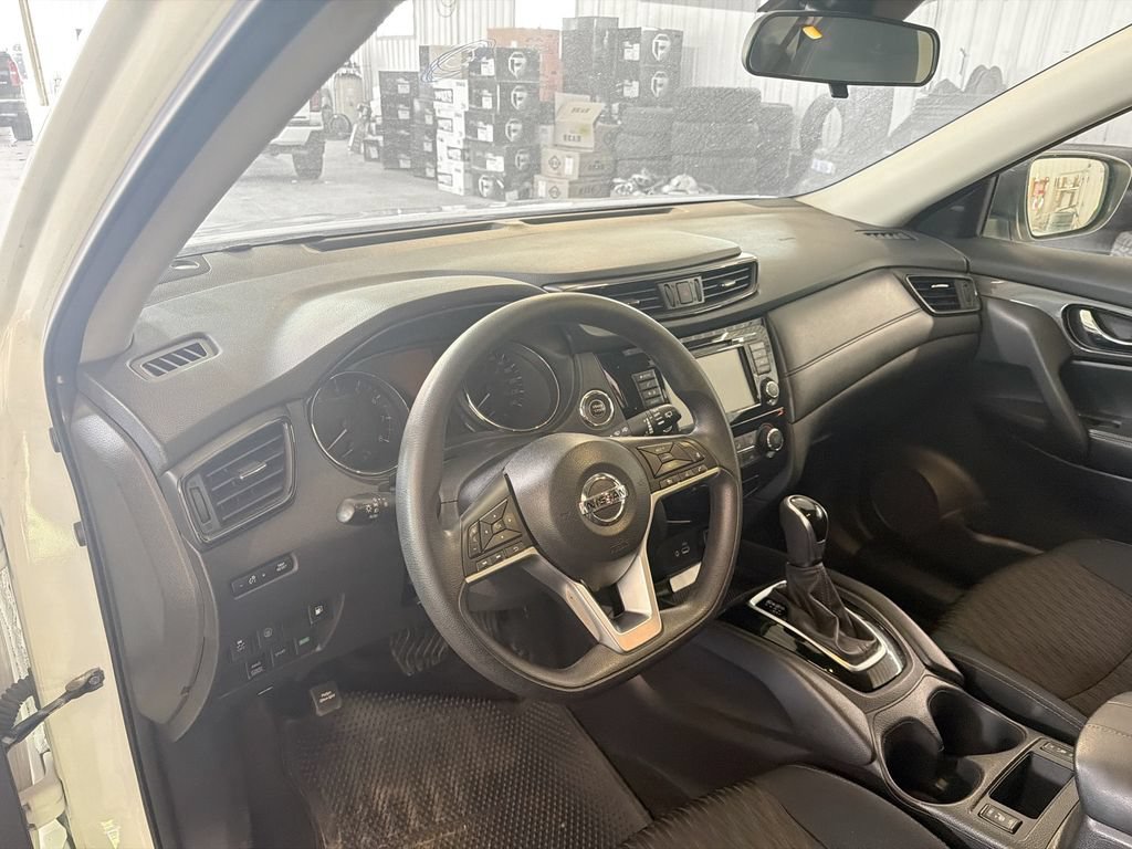 Used 2019 Nissan Rogue SL AWD/4WD image 8