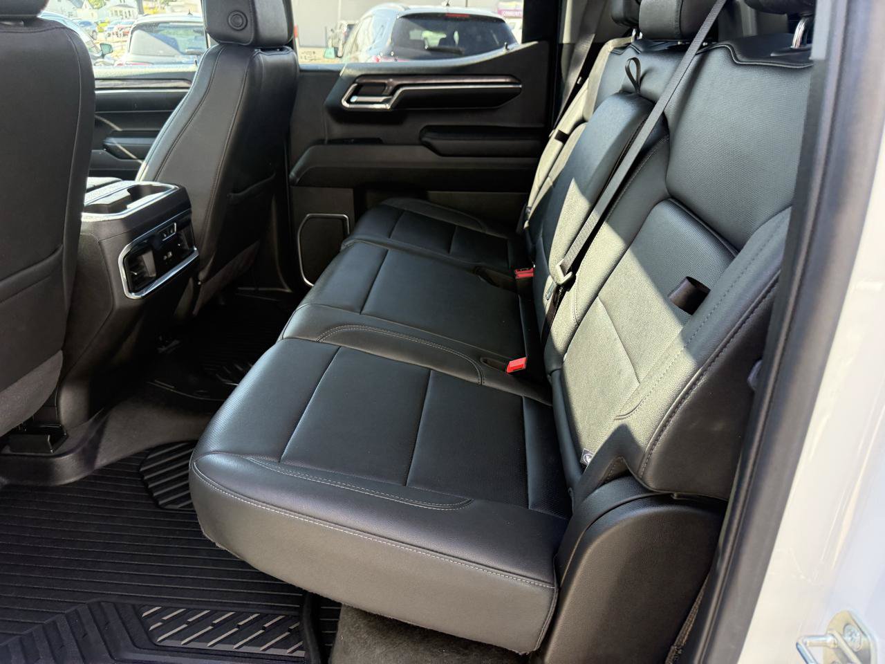 Used 2024 Chevrolet Silverado 1500 LTZ w/ LTZ Premium Package AWD/4WD image 16