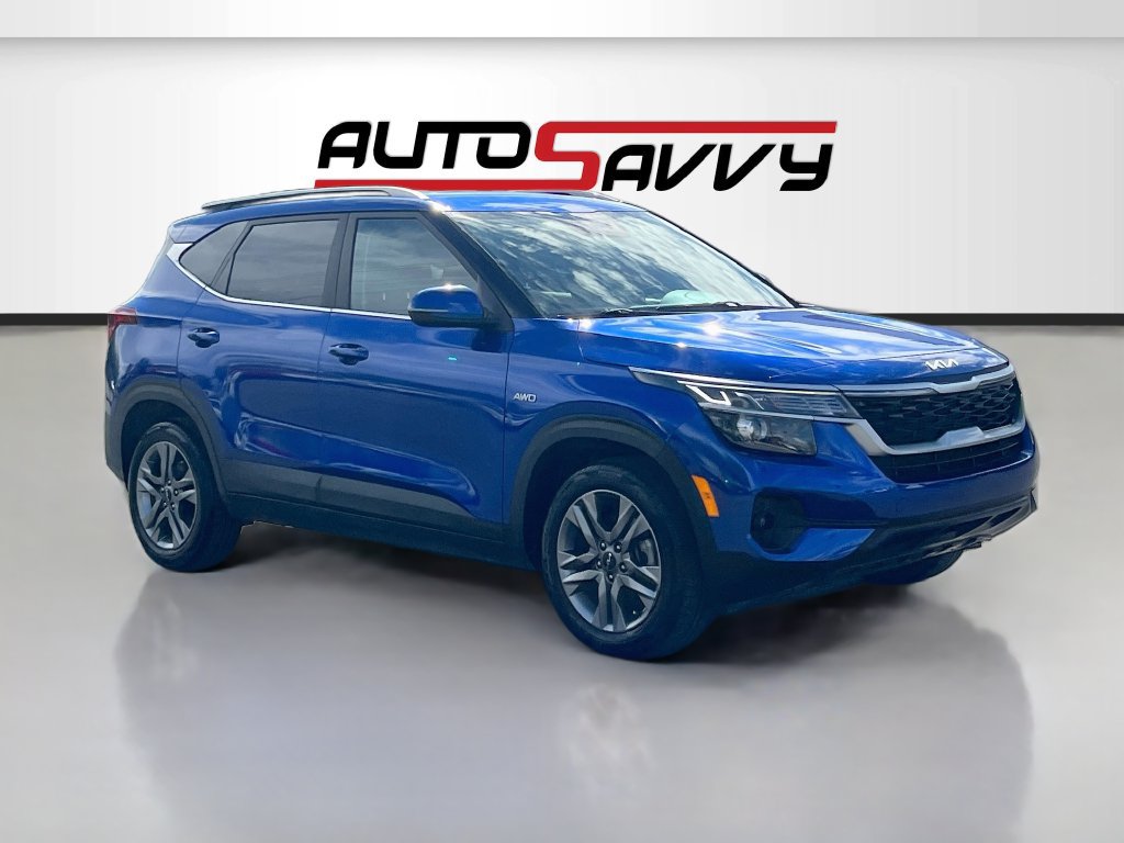 Used 2023 Kia Seltos S w/ Navigation Package AWD/4WD image 1