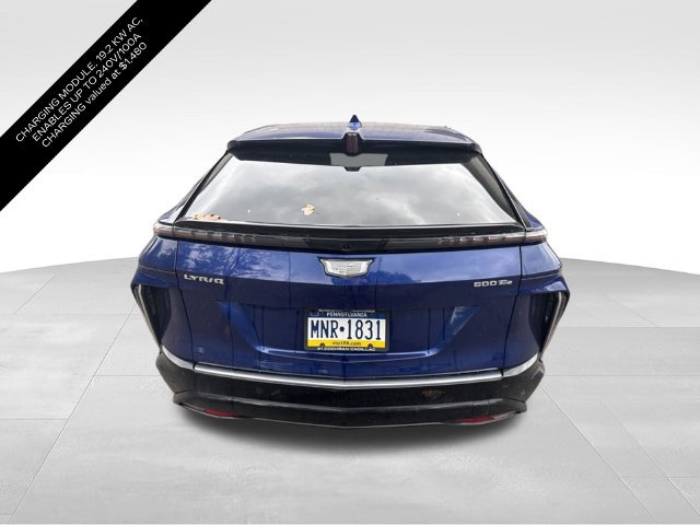 Certified 2024 Cadillac Lyriq Luxury AWD/4WD image 7