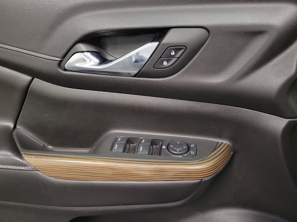 Used 2019 GMC Acadia SLE image 19