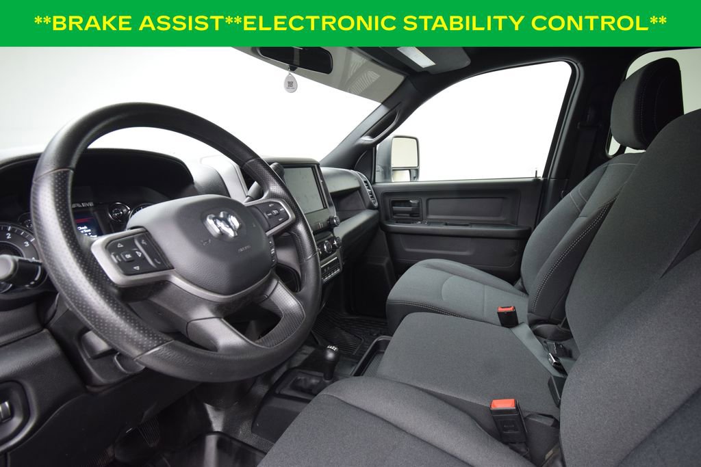Used 2024 RAM 2500 Tradesman w/ Chrome Appearance Group image 11