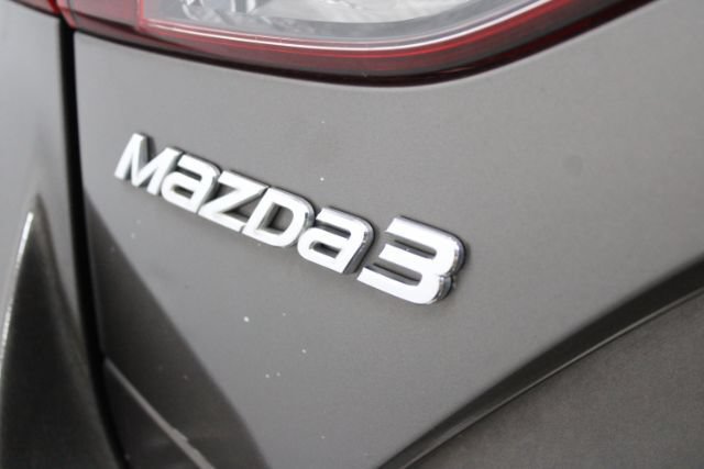 Used 2015 MAZDA MAZDA3 i Touring w/ Technology Package FWD image 7