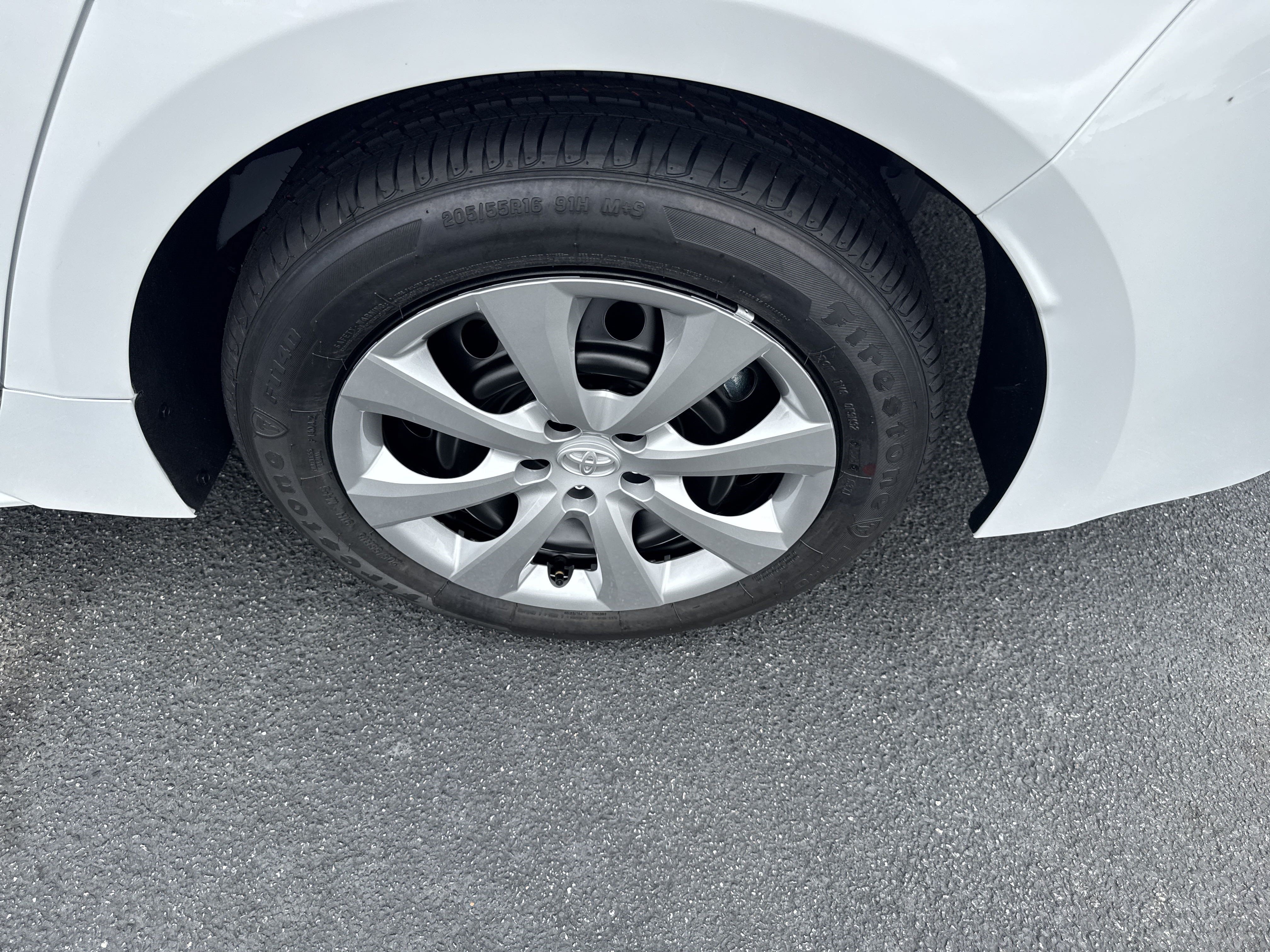 New 2025 Toyota Corolla LE w/ Convenience Package FWD image 12