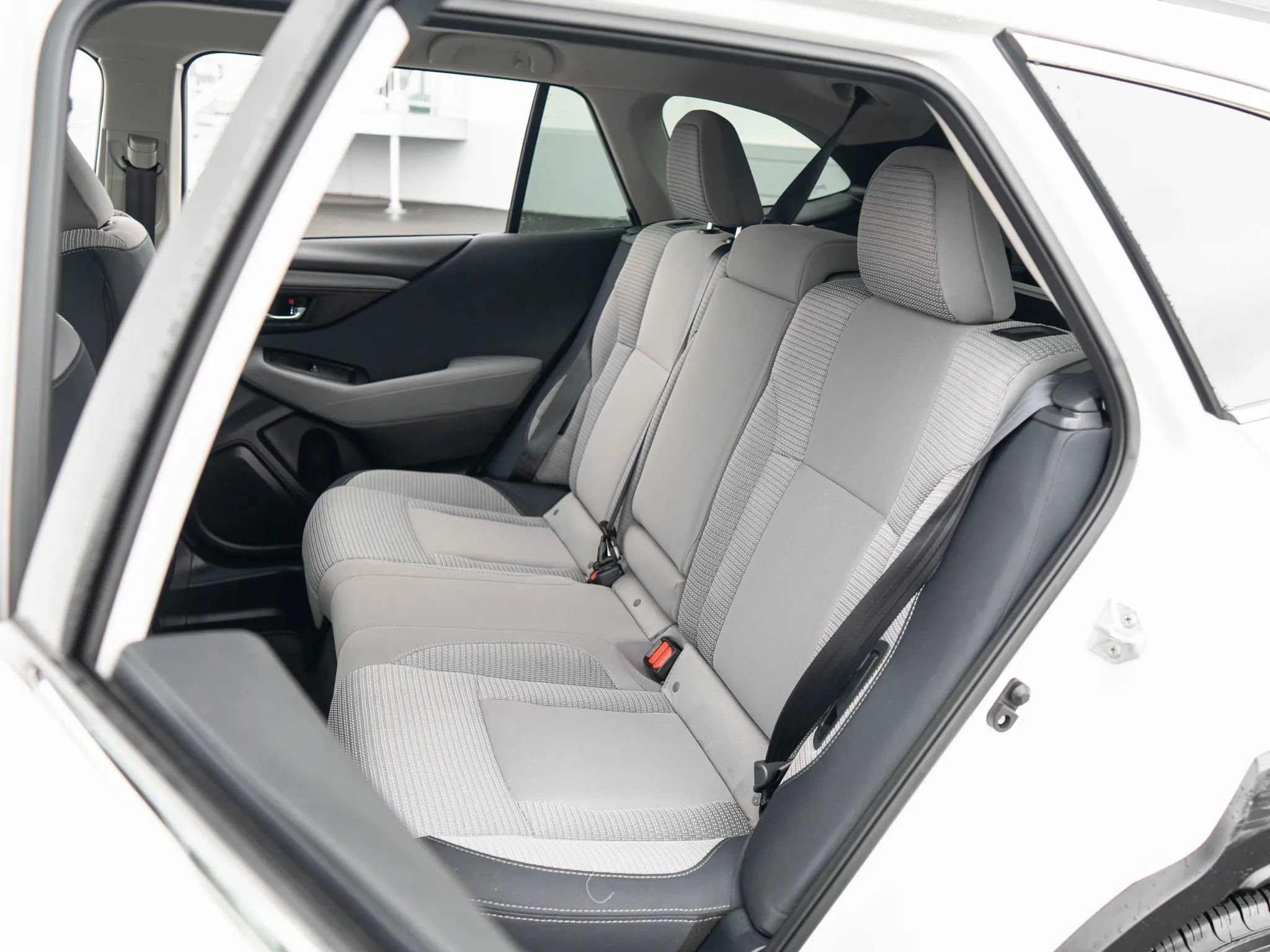 Used 2023 Subaru Outback Premium AWD/4WD image 25