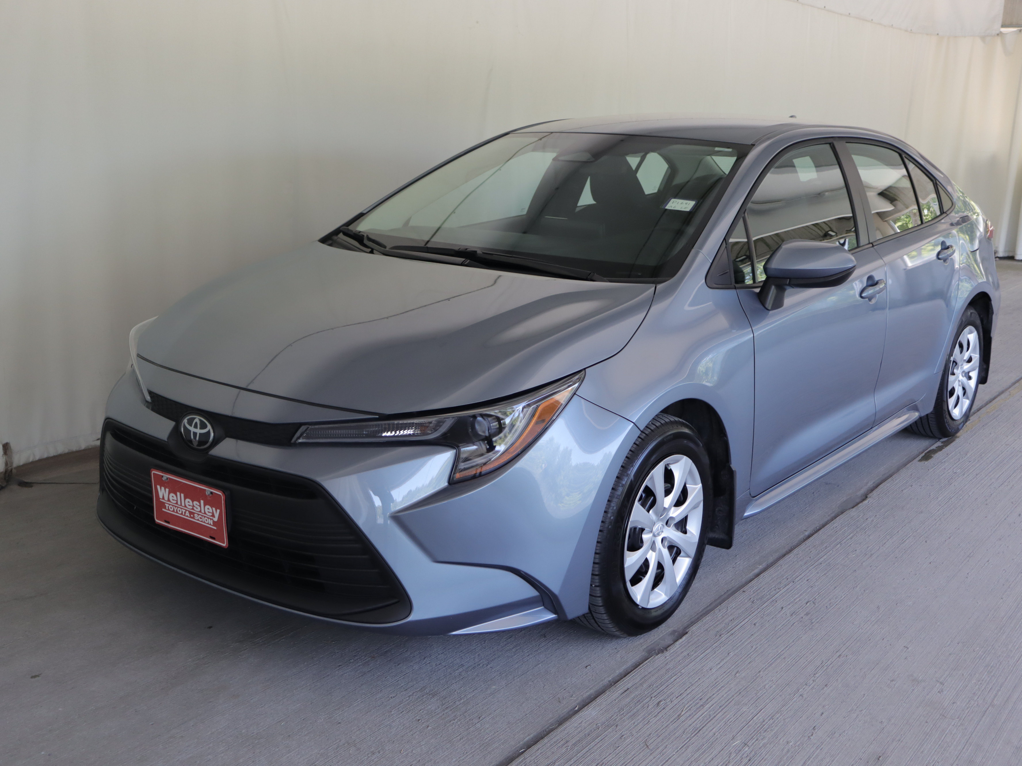 Used 2026 Toyota Corolla LE FWD image 21