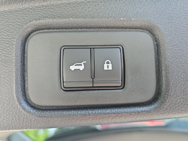 New 2026 Nissan Pathfinder Platinum FWD image 16