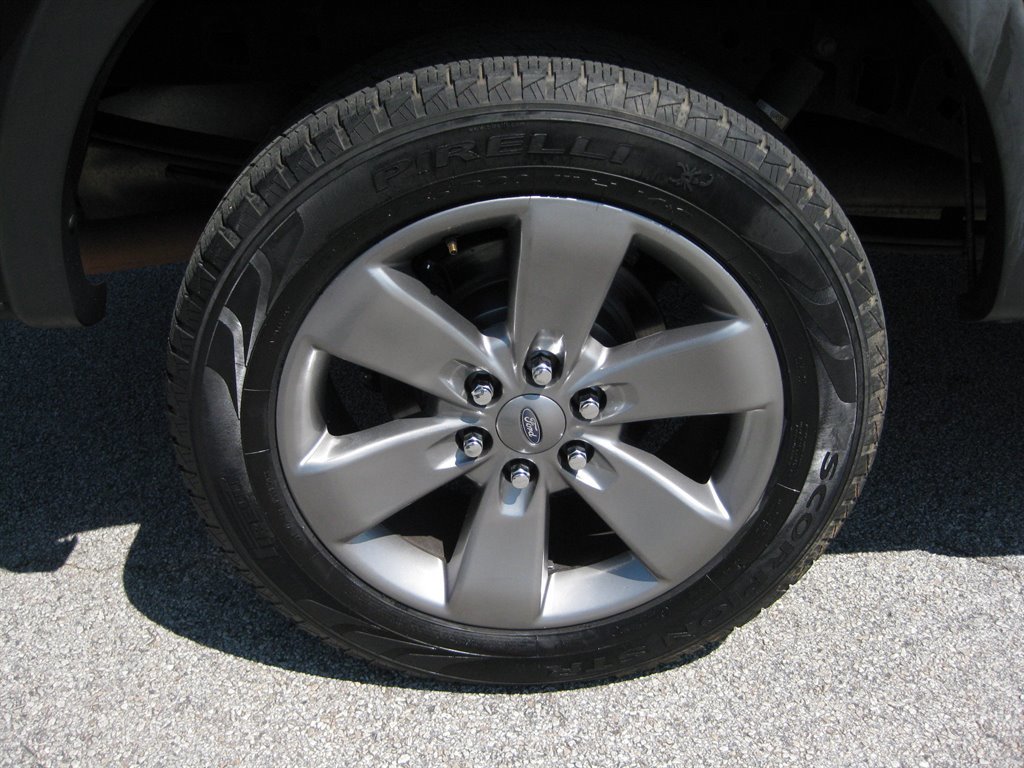 Used 2011 Ford F150 FX4 w/ FX Luxury Pkg image 9