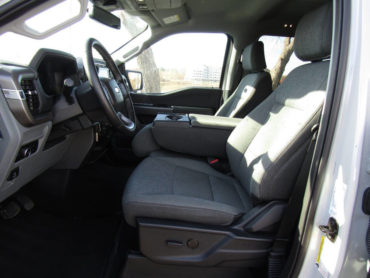 Used 2024 Ford F150 XLT image 12