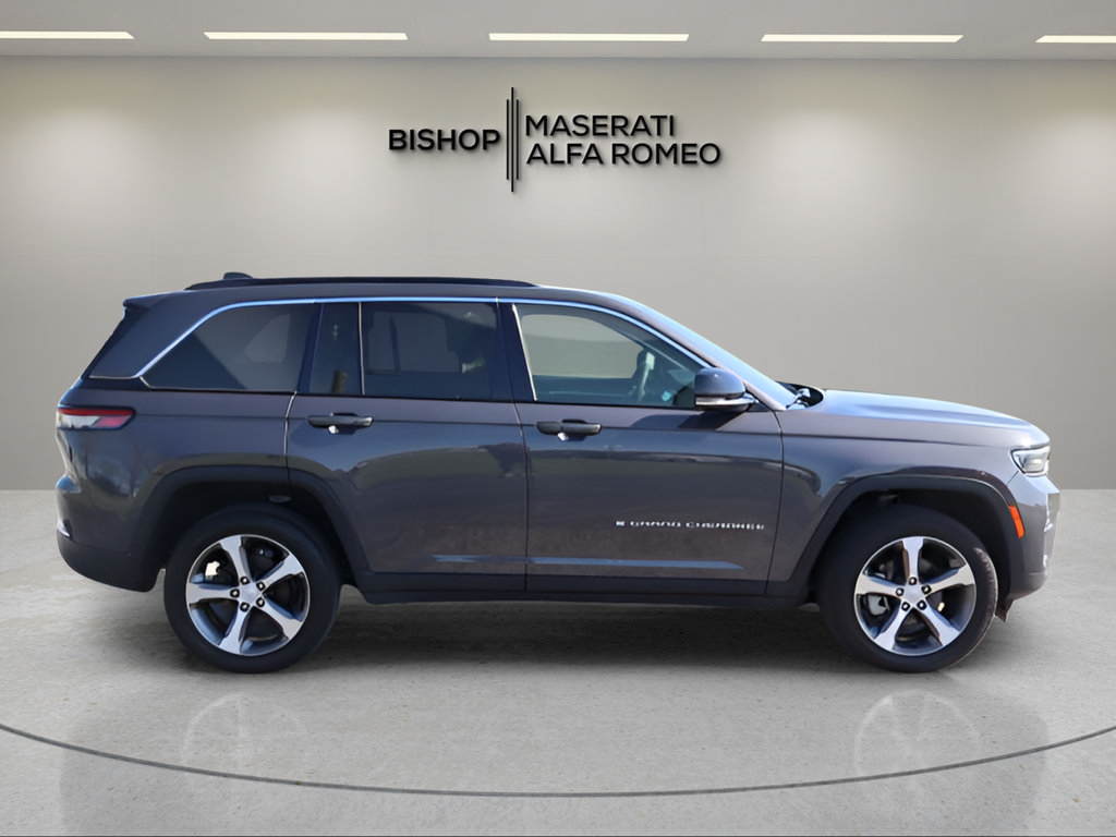 Used 2024 Jeep Grand Cherokee Limited AWD/4WD image 8