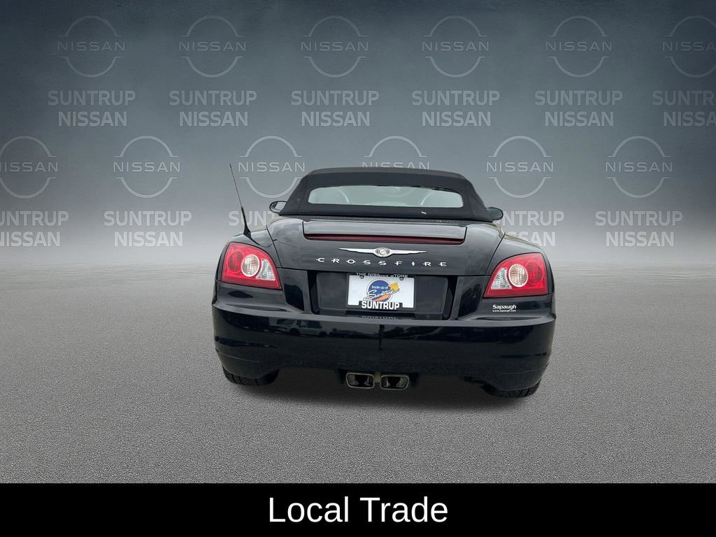 Used 2005 Chrysler Crossfire Convertible RWD image 4