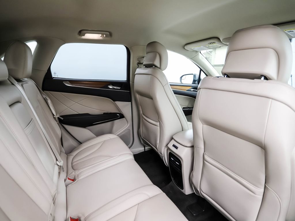 Used 2018 Lincoln MKC Select w/ Lincoln MKC Climate Package image 25