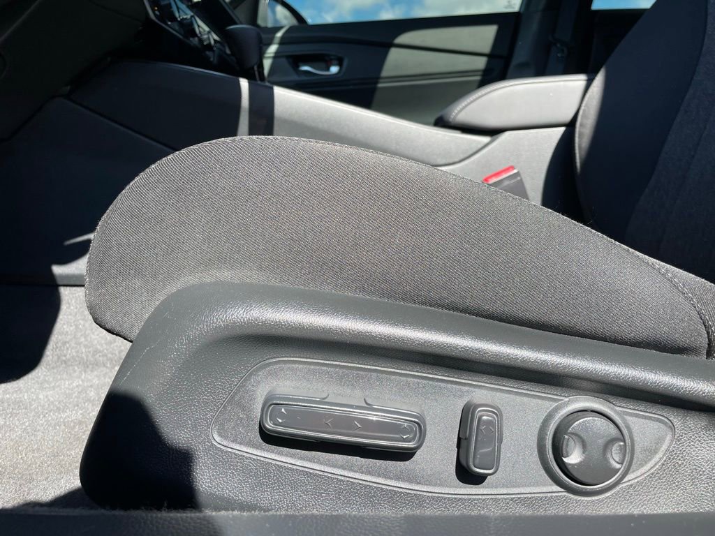 Certified 2025 Honda Accord Sport image 25