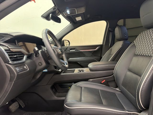 Used 2025 GMC Acadia Denali FWD image 15