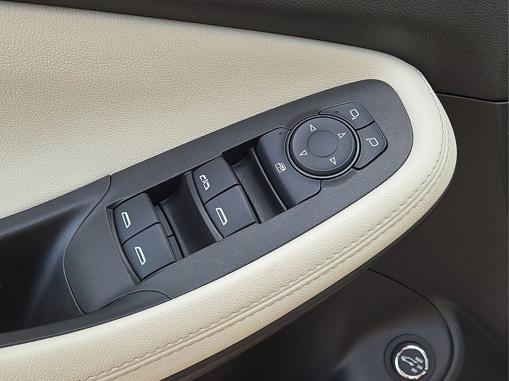 Used 2023 Buick Encore GX Essence w/ Advanced Technology Package image 22