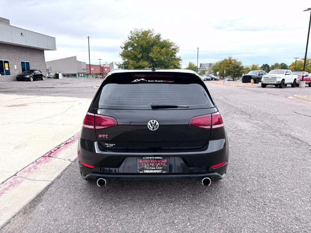 Used 2021 Volkswagen GTI SE FWD image 10