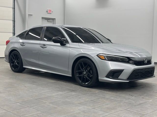 Used 2022 Honda Civic Sport image 1