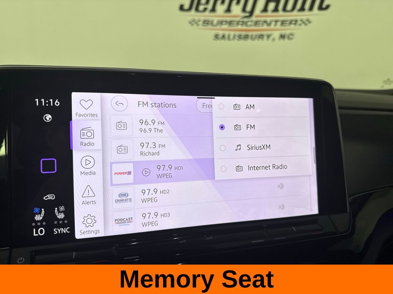 Used 2024 Volkswagen Atlas Cross Sport SEL Premium R-Line image 14