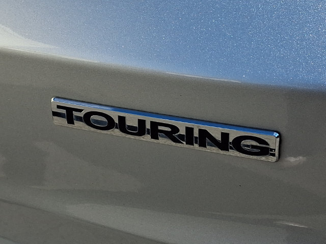 Used 2015 Honda CR-V Touring image 32