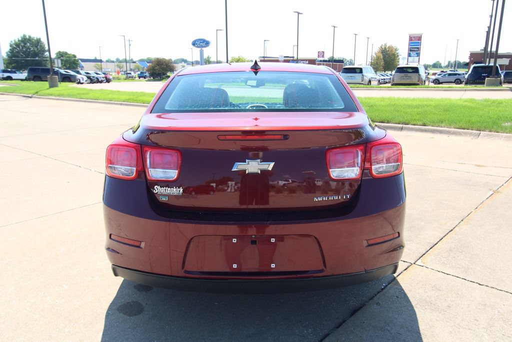 Used 2015 Chevrolet Malibu LT w/ Power Convenience Package FWD image 13