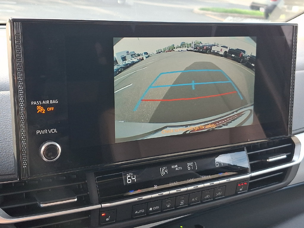 Certified 2026 Toyota Sienna XLE AWD/4WD image 19