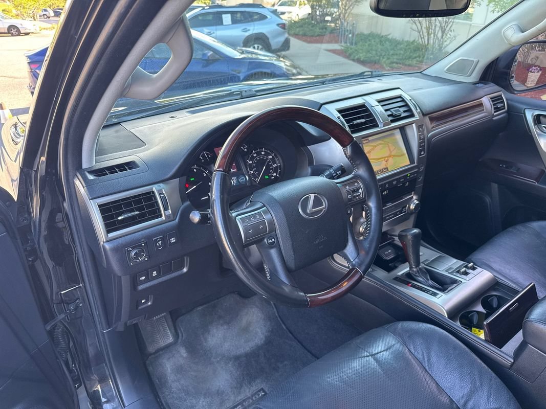 Used 2019 Lexus GX 460 Premium AWD/4WD image 27