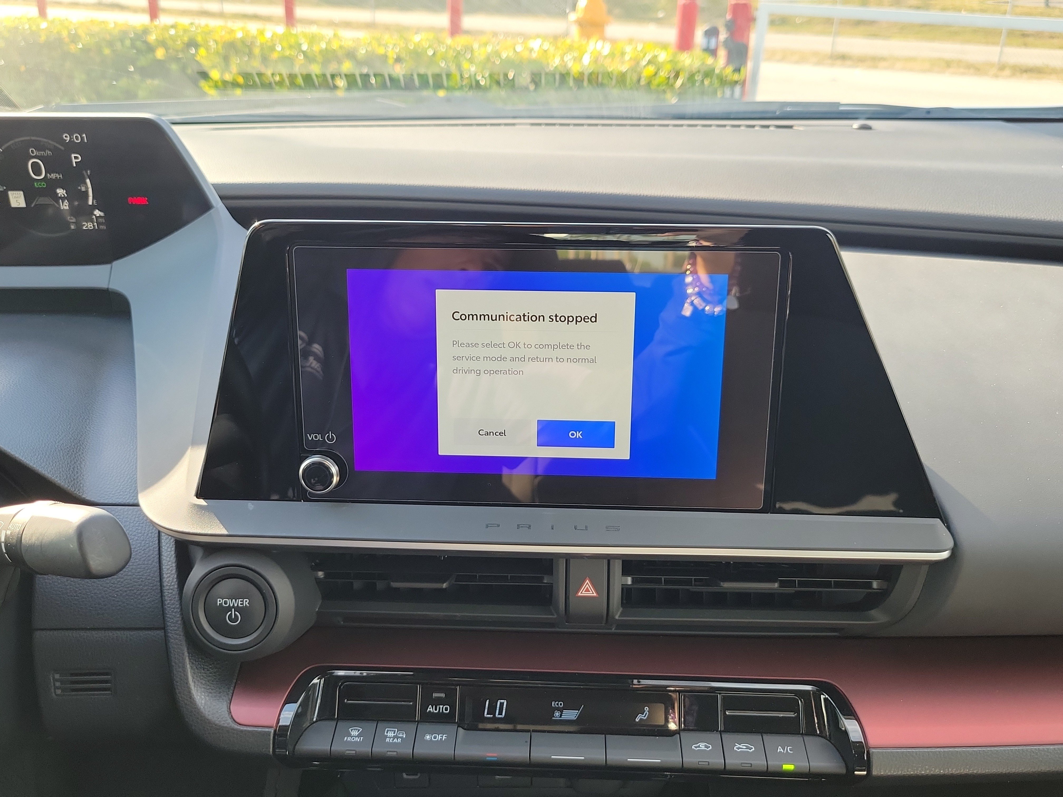 Used 2024 Toyota Prius Prime FWD image 27