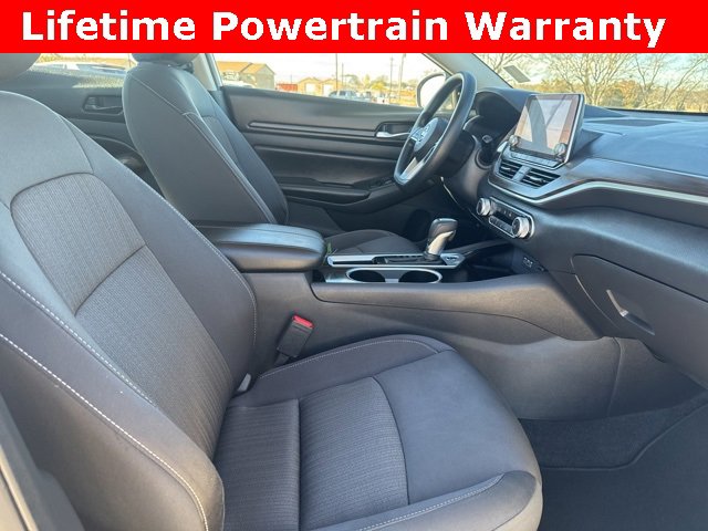 Used 2024 Nissan Altima 2.5 SV image 16